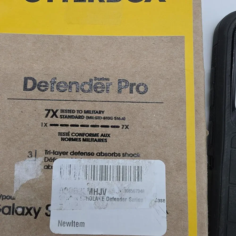 OtterBox Samsung Galaxy S25+ and S24+ Defender Series Case - Black
